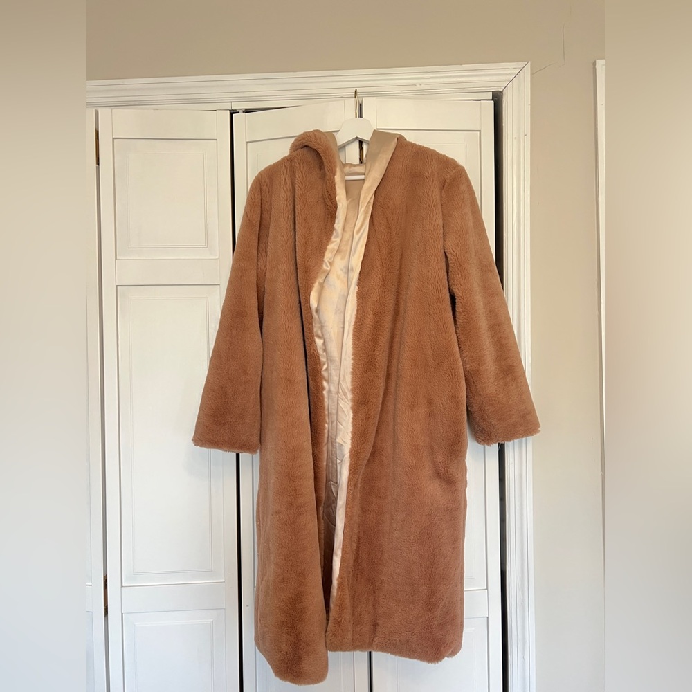 Tan Teddy Jacket with Cozy Hood and Relaxed Fit